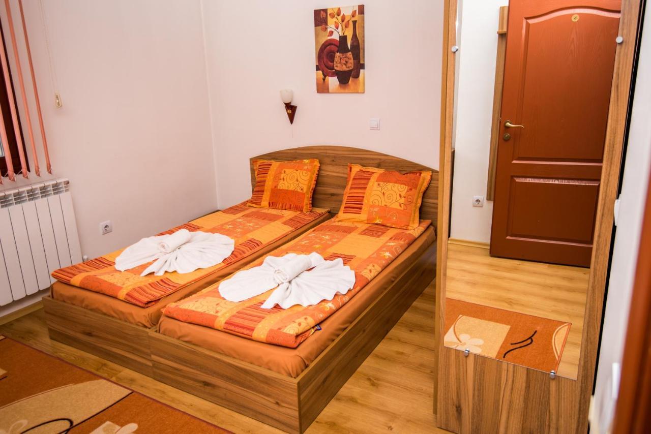 Vien Guest House Bansko Exterior foto